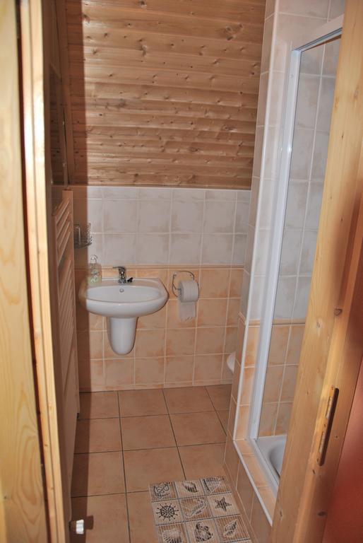 Gazdovsky dvor U Tlaciarov Liptovský Trnovec Exterior foto