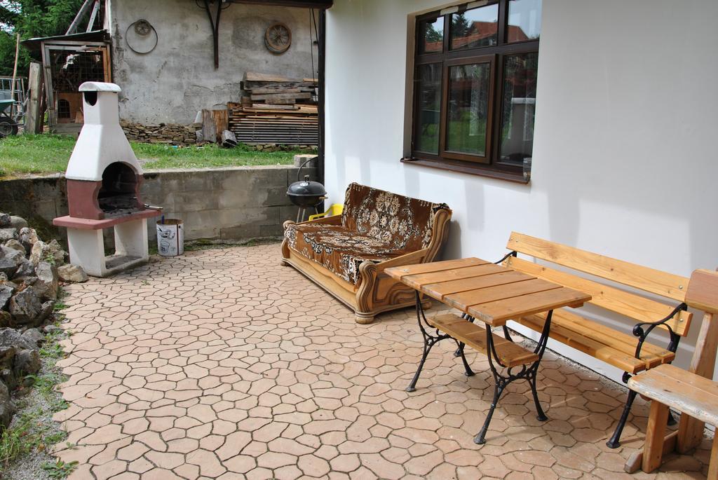 Gazdovsky dvor U Tlaciarov Liptovský Trnovec Exterior foto